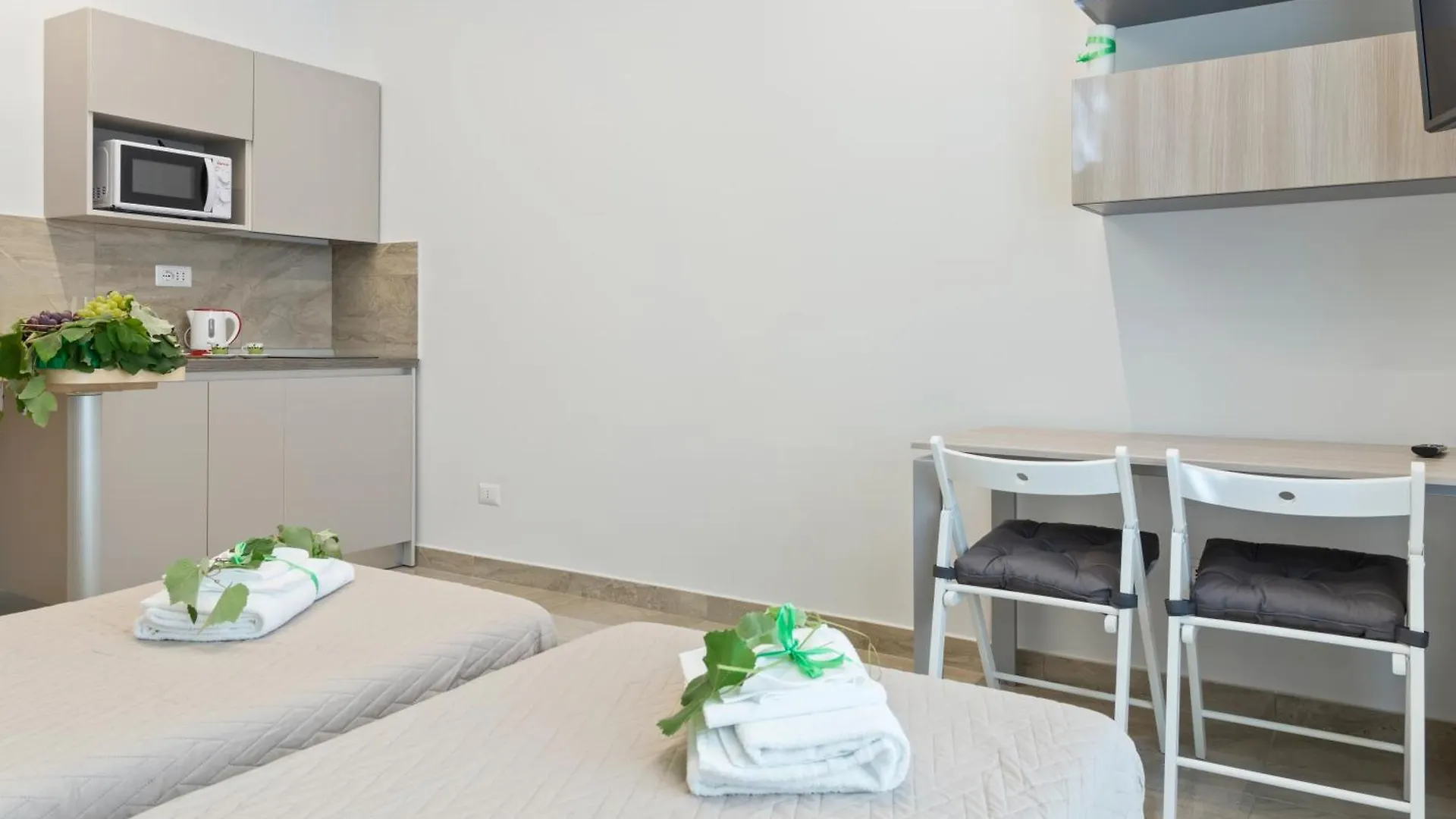 Devon Metro Studio Apartments Neapel